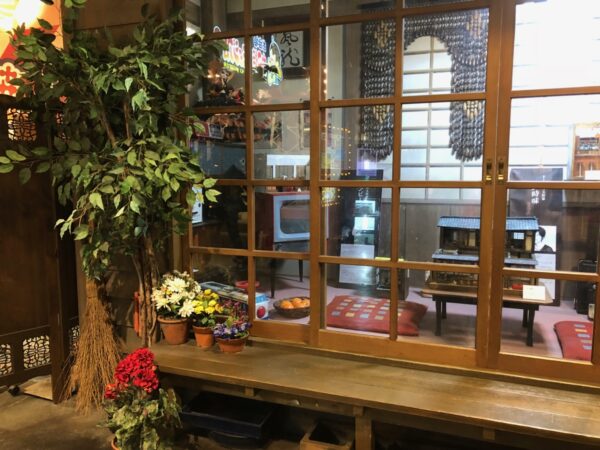 台場一丁目商店街　ドールハウス展示