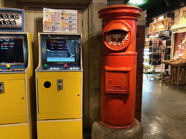 台場一丁目商店街　通路展示